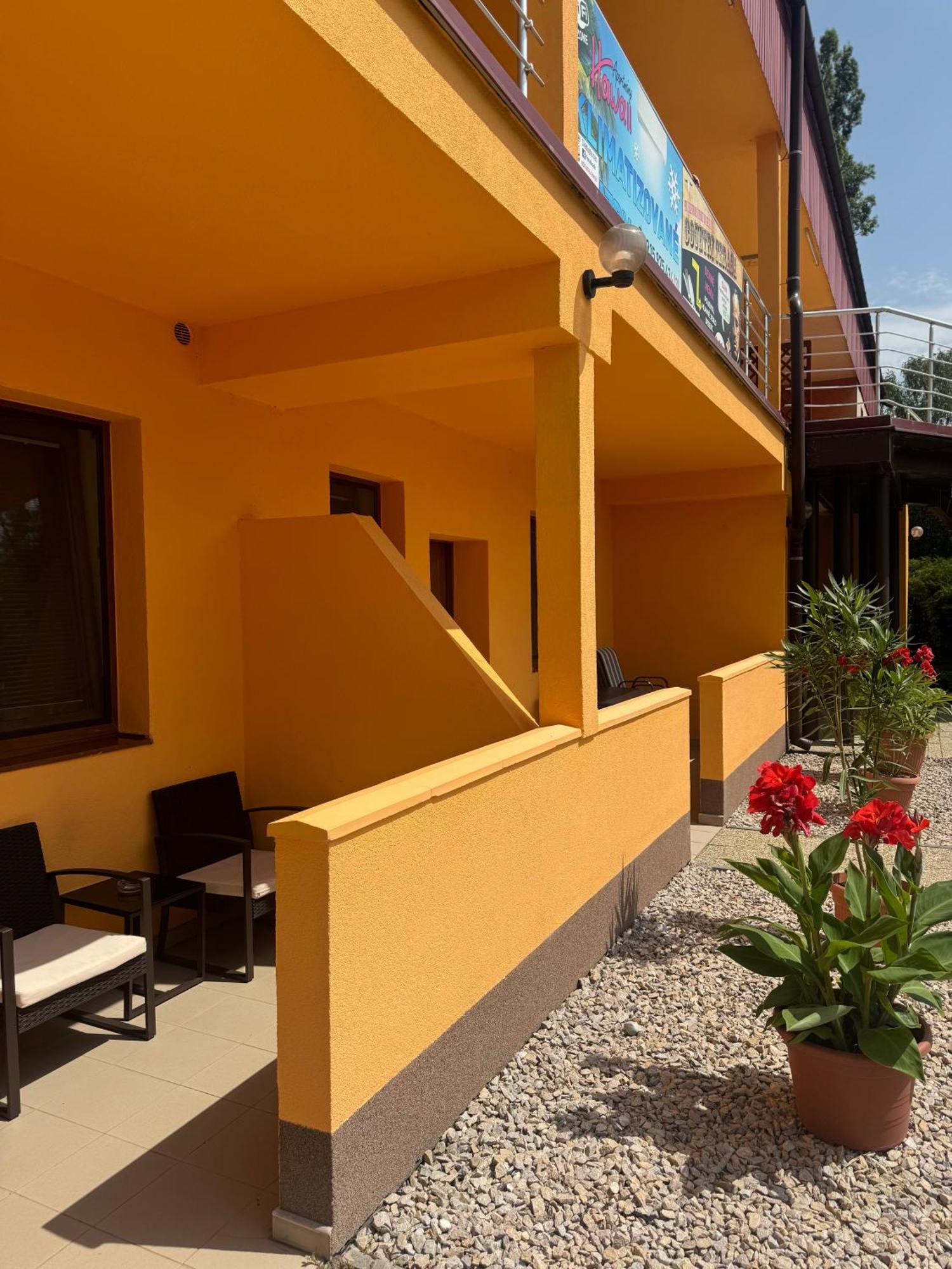 Apartmany Hawaii Patince Zewnętrze zdjęcie