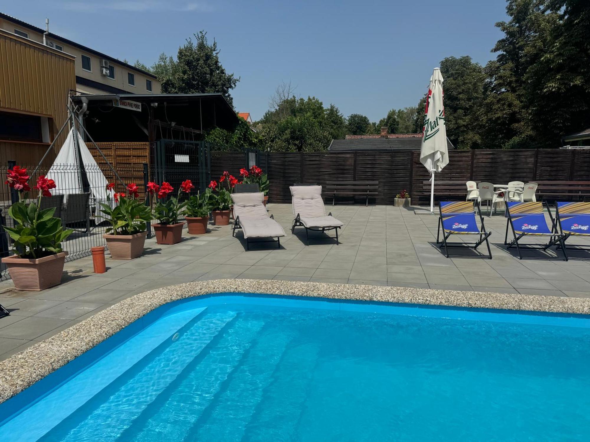 Apartmany Hawaii Patince Zewnętrze zdjęcie